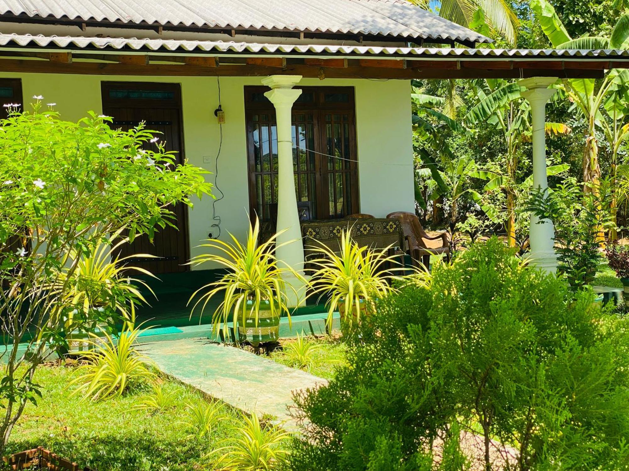 Lucky Villa Szigirija Kültér fotó